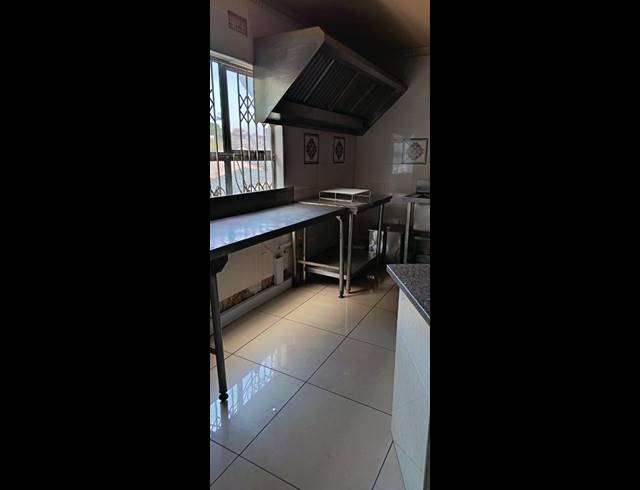 BUSINESS PROPERTY TO RENT IN QUEENSMEAD INDUSTRIAL